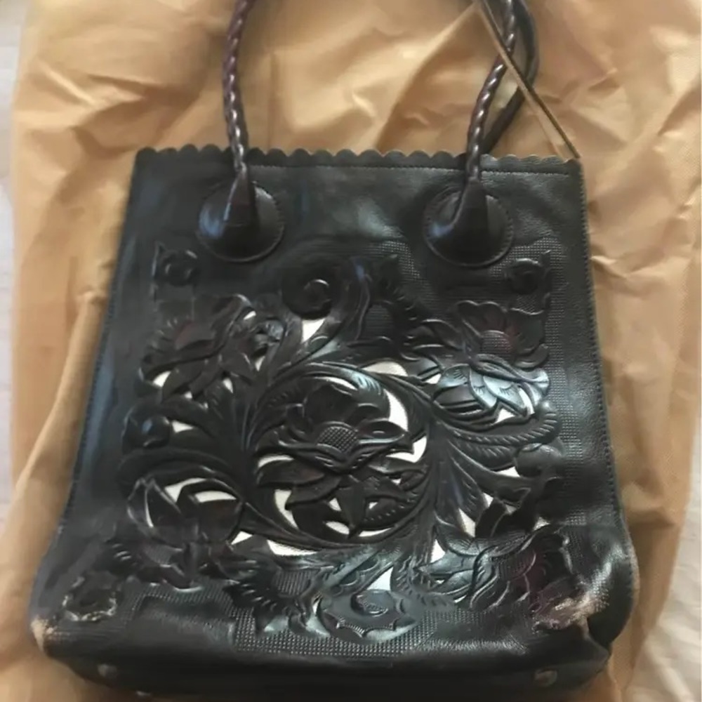 Patricia Nash plum tote